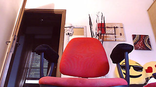Your Beautiful Italian Stepmother Has Crazy Orgasms at the Computer Desk