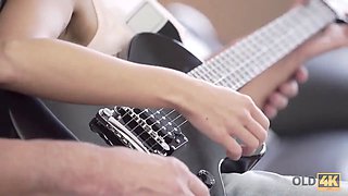 Old4k. old man with teenager spirit makes enjoy to cute teen woman