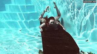 Mystery Mia Split and Mia Bandini at amateur scene