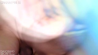 You go girl, take the creampie out and eat it