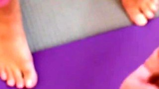 My Trainer Fucked My Pussy Standing up and Cummed in My Yoga Pants!