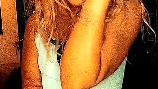 Blonde Slut Dancing
