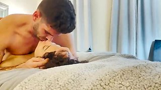 Hot Homemade Couple Sextape - Passionate Kissing & Fucking - Creampie Finish