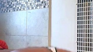 Biiggjuiccyfruit aka biiggjuiccyfruit OnlyFans - Oiled up