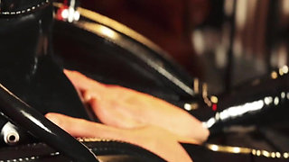 Slave with Rubbers Finest Mask