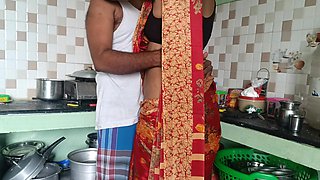House Wife Suck Neighbour in Kitchen When Husband Not There in Home