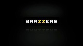 Robbin' And Rubbin' With Bill Bailey, Ella Milano - Brazzers