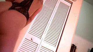 Hot blonde glamour babe solo plays to pleasure her hot body