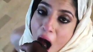 Desi Bhabhi Cum swallowing eat sperm mouth jizz tasty load