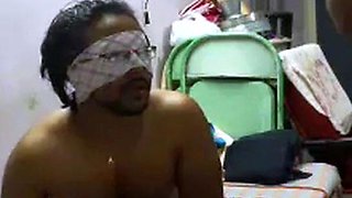 Bangladeshi MILF Puts on a Show for Money