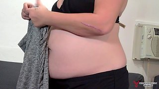 Lexi Love's Pregnancy Progress Check: Naked Weigh-in & Explicit Measurements