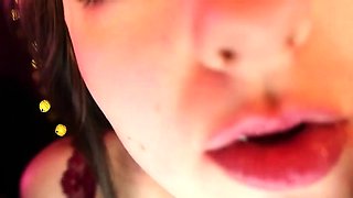 AftynRose ASMR Before Bed Kisses Video