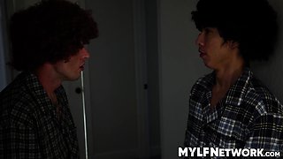 MILFs lovers Bella Rossi and Lexi Luna tries on some fresh cock