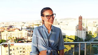 Gigi, 28 years old, manager of a clothing store! - Jacquie et Michel TV