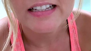 Blonde emo amateur solo masturbation