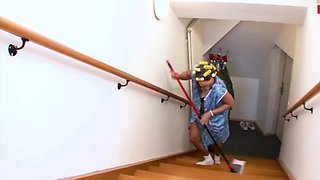 Smoking wife spontaneously fucked at home