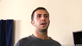 Blonde trailer with seductive Bella Banxx from Brazzers Exxtra