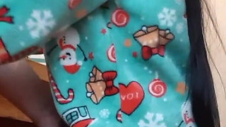 My Girlfriend and I Are Mutually Masturbating in the Kitchen While Our Housekeeper Is Preparing Breakfast