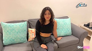 Lustful hussy emotional blowjob video