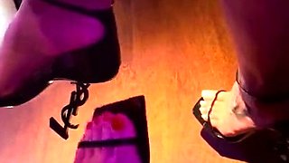 FemaleAgent MILF indulges studs foot fetish
