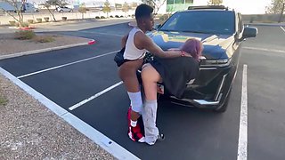 Black guy is meeting a random girl at the parking and fucking her pussy