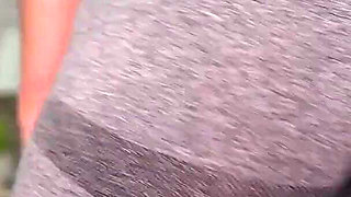 Cameltoe Fetish in Yoga Pants Part 1