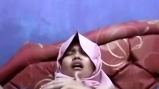 Big Milk Jilbab Colmek