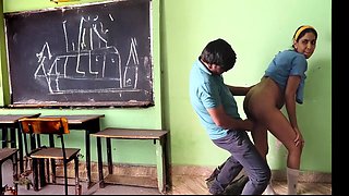 Indian School Teen 18+ Quickie Sex In Empty Class