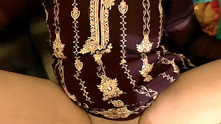 Bhojpuri - Indian Cute Desi Bhabhi gave me pleasure of her body and took my dick in her pussy