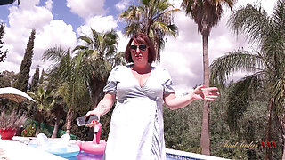 JudysXXX - Busty Tourist MILF JoJo Robinson is Lost On Vacation and Needs Your Help (POV)