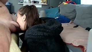 Morning Blowjob and Smoke While Sucking Dick