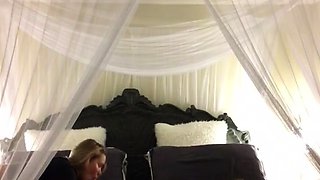 Amateur Interracial Blonde Teen 1 of 5