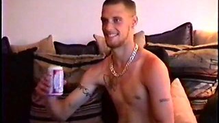 Straight Buzz Gets a Blowjob