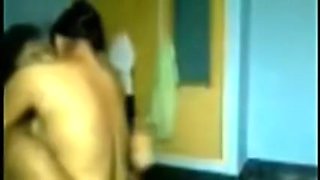 Cute slut gets crammed in desi amateur porn video