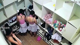 Horny fat arab housewife fingered on amateur hidden cam