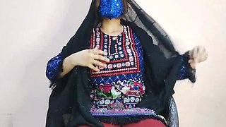 Sairaxsaim Pakistani Girl Fingering Tight Pussy and Moaning in Homemade Solo Masturbation