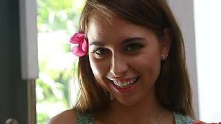Hot ass model Riley Reid moans during balls deep penetration