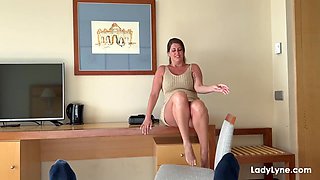 Lady Lyne Fucked In A Hotel Room
