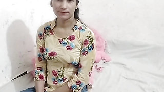 Tusion wale student ko paise de kar pel diya