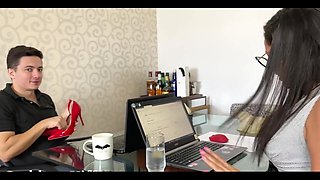 Kiffa Is an Office Worker
