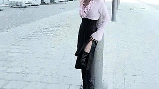 Blonde emo amateur solo masturbation