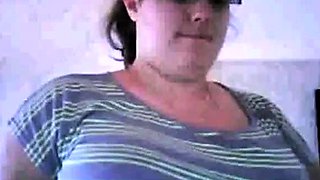 French BBW Strips on Webcam