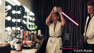 VIXEN Sweet Curvy Beauty Ellie Nova Gives Her Boyfriend A Special Gift