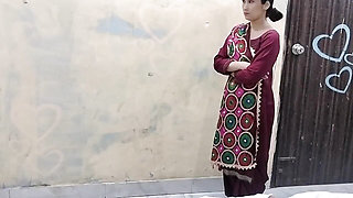 Step sister ko nanga kar ke jabar dasti pela