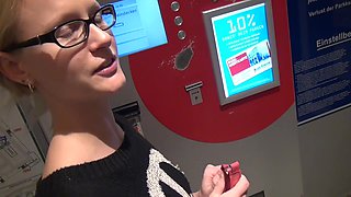 Beim Shoppen Public Gefickt