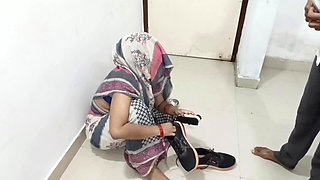 Xhamster se dekh kar Kamwali ko kya chhoda