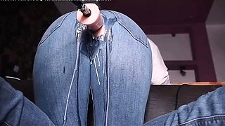 Housewife Has Creamy Orgasms Thru Her Jeans