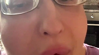 Asmr Chew Sound Effect with Slow Motion - Asmr, Bubble Gum Fetish, Eye Glasses Fetish, Lip Fetish