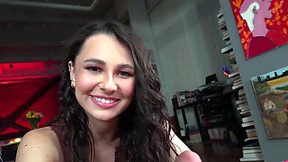 Cunning Liz Jordan Sneaks And Seduces Her Boyfriends Dad