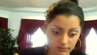 Arab BBW flash tits